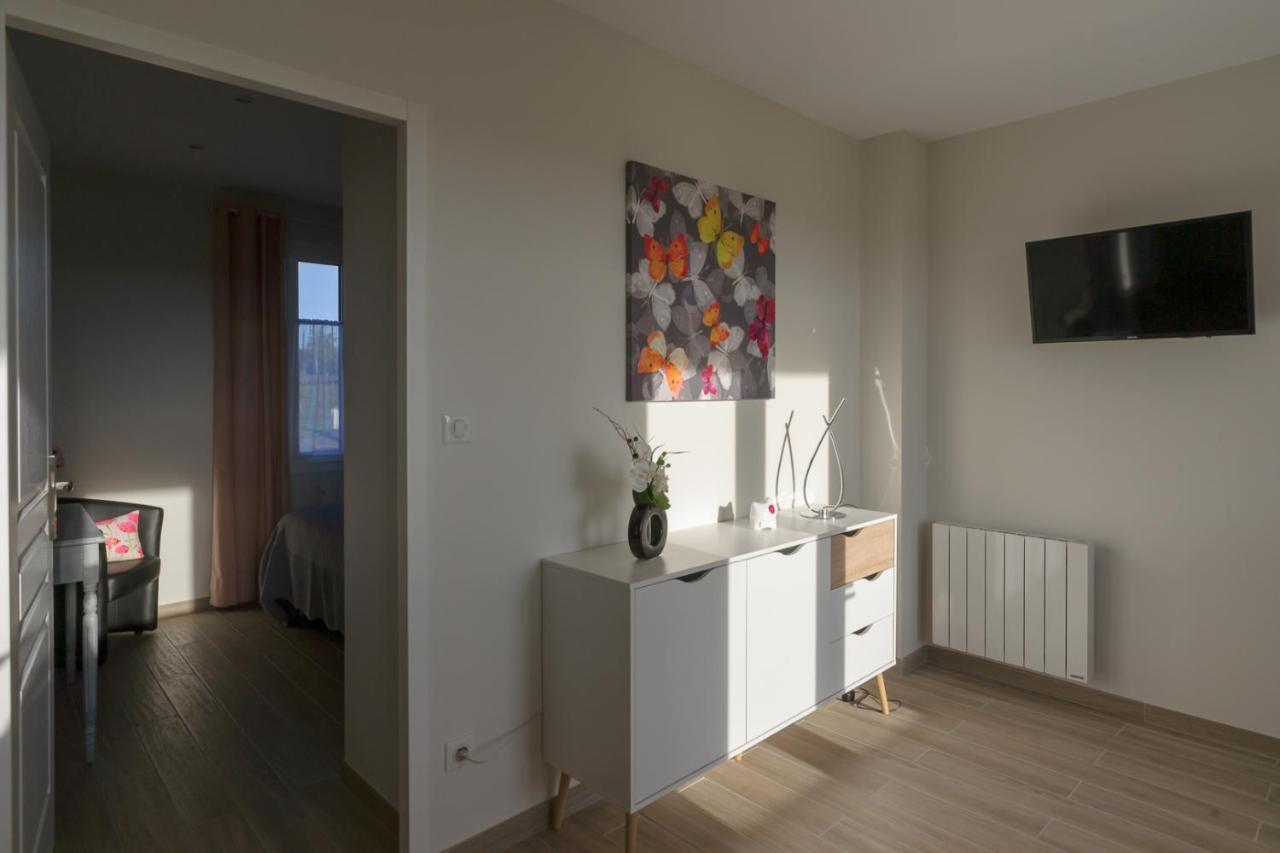 ピュイスガン Les Raisins Du Bonheur Bed & Breakfast エクステリア 写真